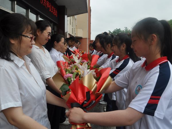 鸡西市第二中学教师表图片