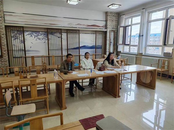 物理学科评委评课 7.jpg