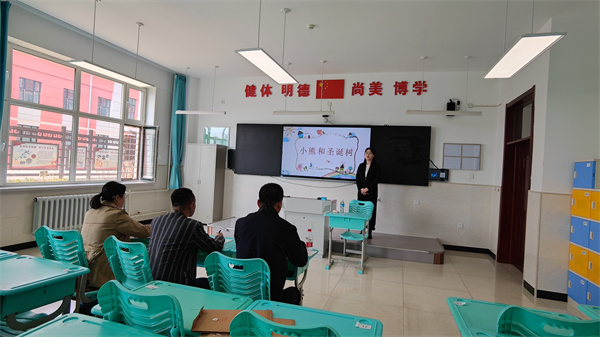 4信息科技无生课选手现场比赛（三）.jpg