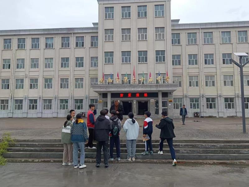 图片三：各班级汇报人数.jpg