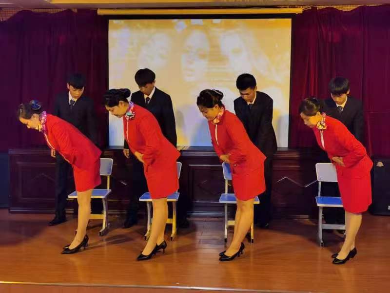 航空礼仪.jpg 航空礼仪.jpg