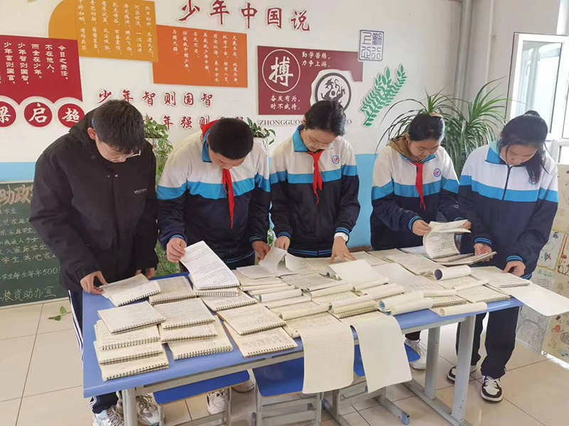 图片二：展“书写”风采、促“双减”实效.jpg