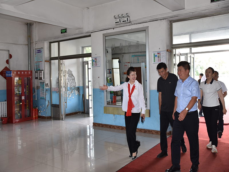 图片一：平岗学校教师节系列活动精彩纷呈（一）.jpg