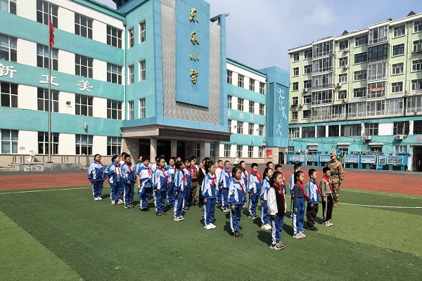 3.军训.jpg