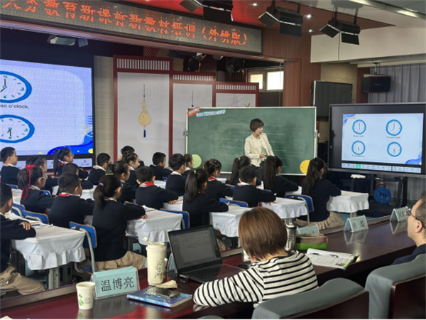 鸡西市 2025 年小学英语春季义务教育新课标新教材培训报道737.png