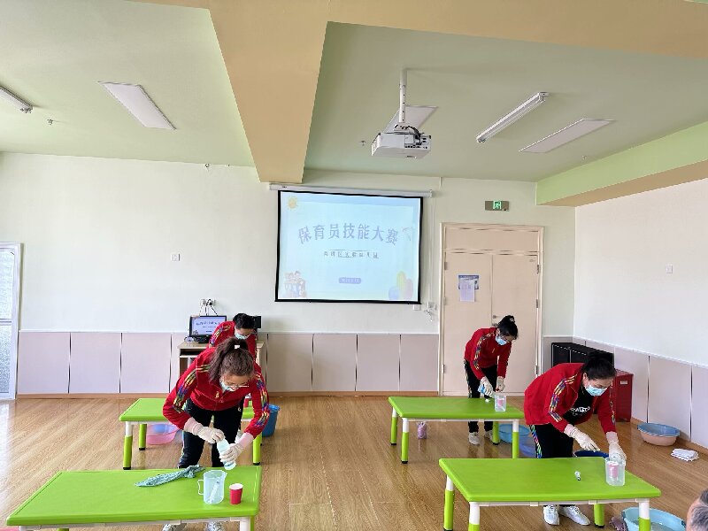图片二：保育员技能实操.jpg