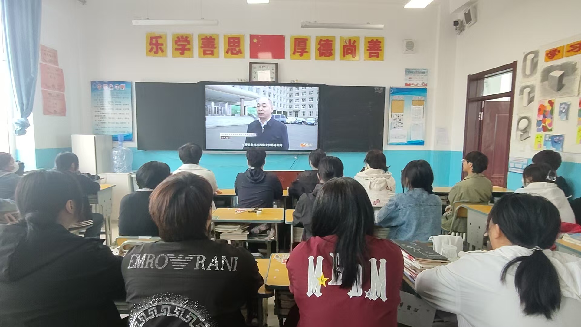 观看图片1.jpg