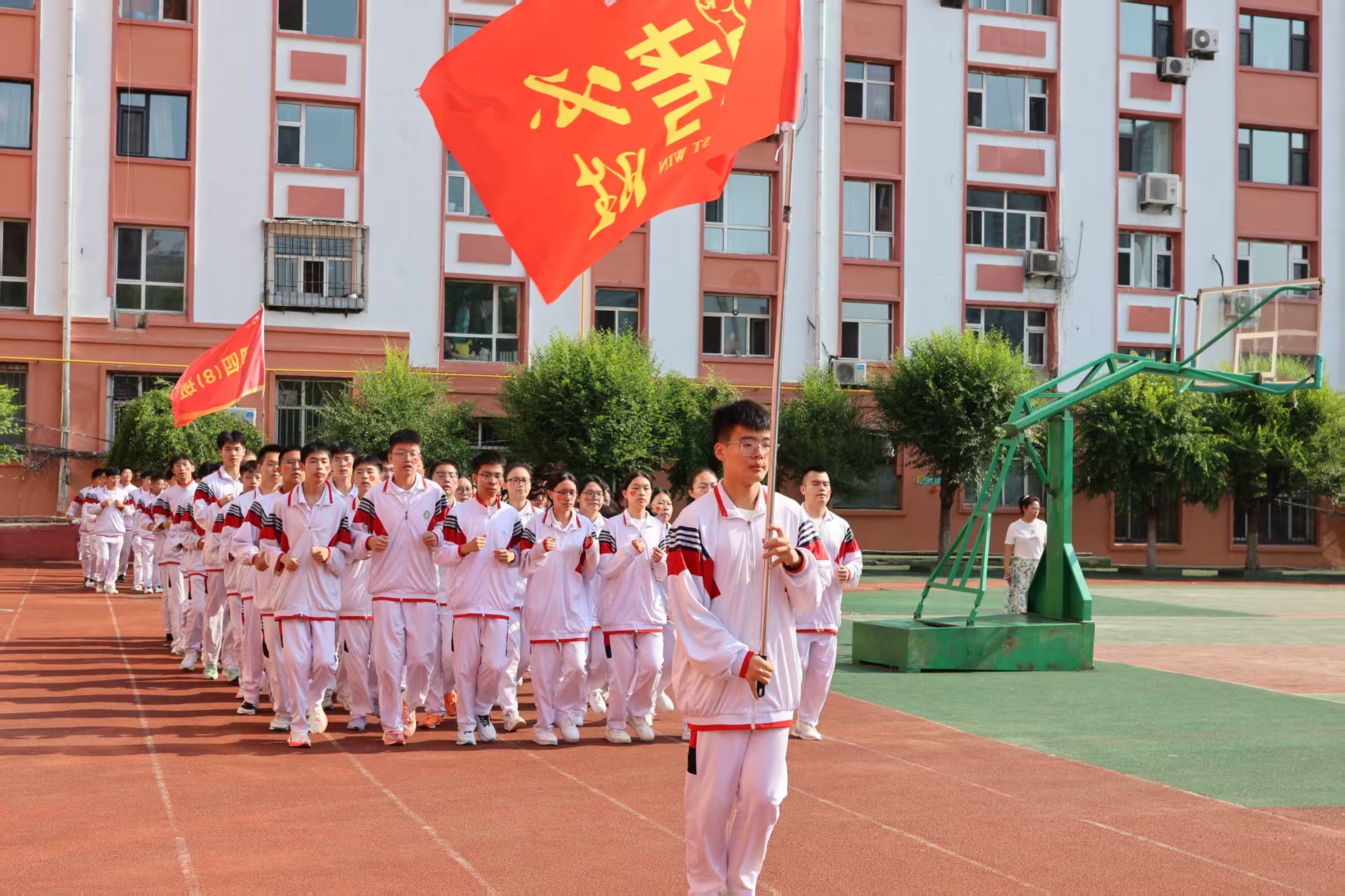 2.跑操结业式.jpeg