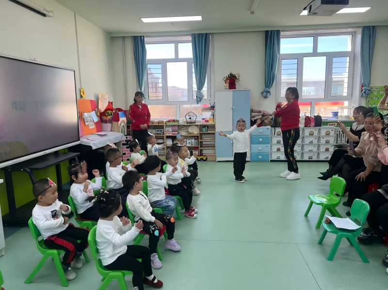 图片2：舞蹈《棒棒糖》.jpg