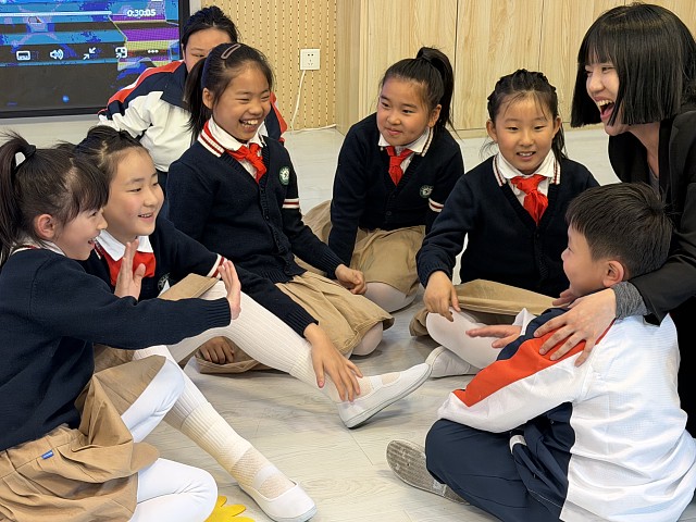 3.鸡西市跃进小学走进市特殊教育学校开展普特融合活动;.jpg 3.鸡西市跃进小学走进市特殊教育学校开展普特融合活动;.jpg