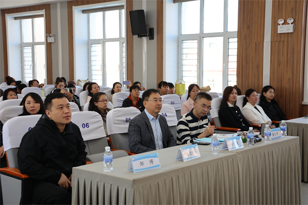 图片 1参会领导.jpg